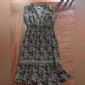 Max Studio Black and White Patterned Midi Dress